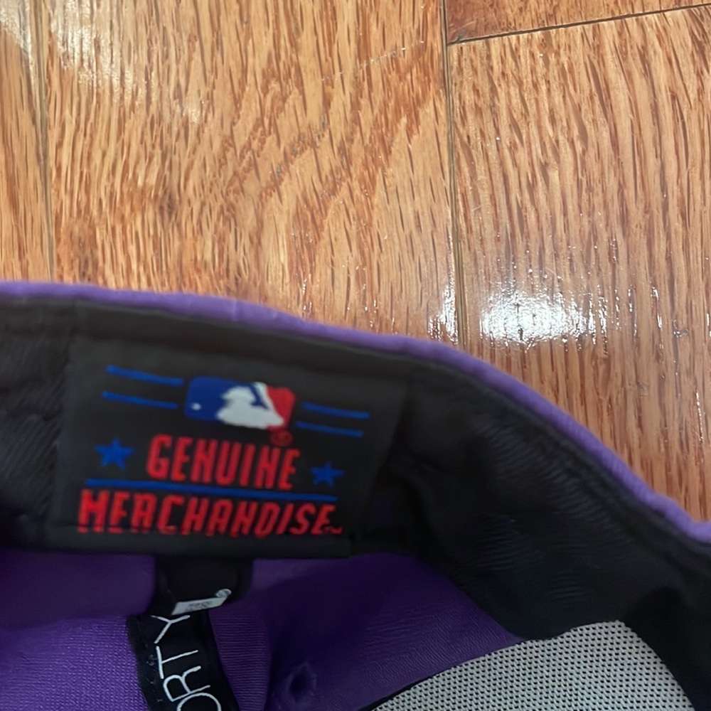 Red Sox hat - Picture 5 of 5